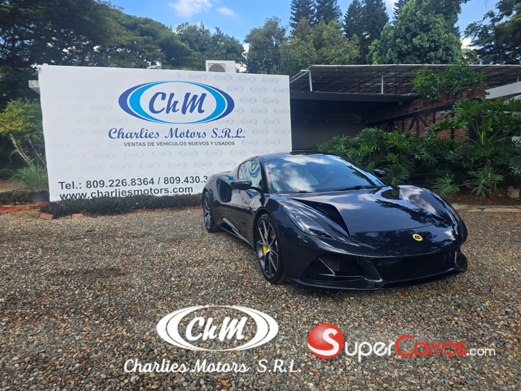 2025 Lotus Emira — foto 2 / 12