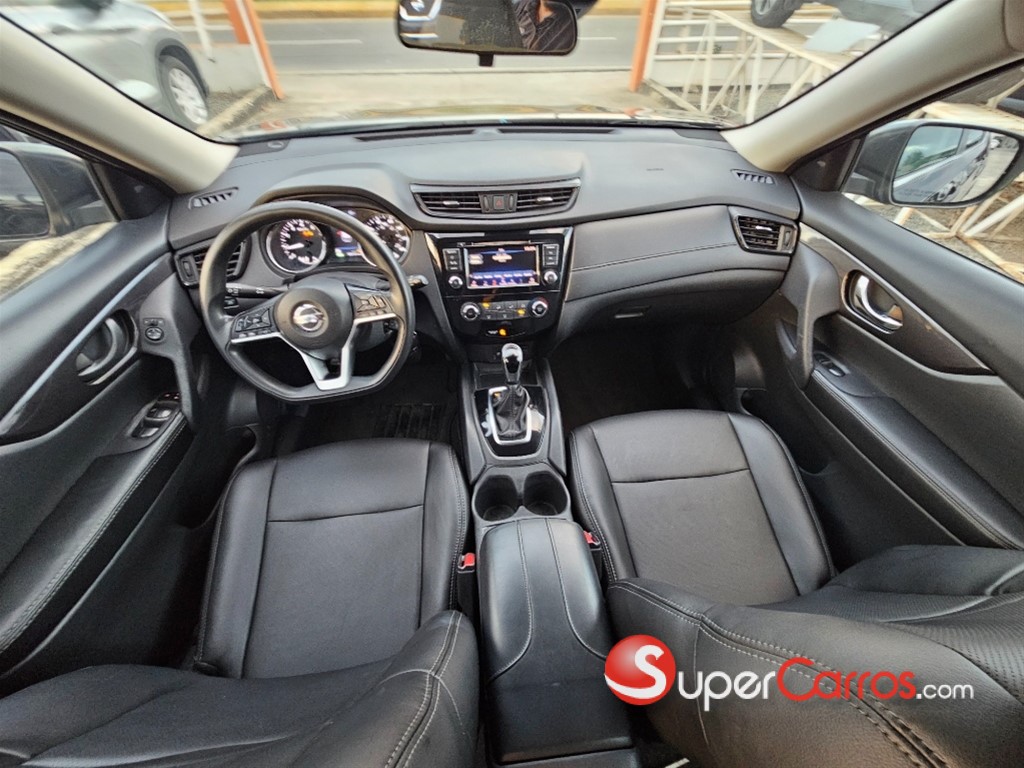 2019 Nissan Rogue SV FULL — foto 2 / 12