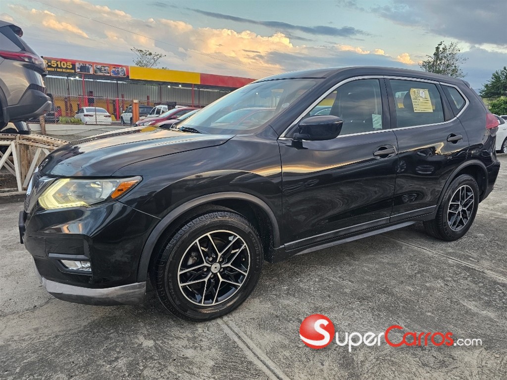 2019 Nissan Rogue SV FULL — foto 10 / 12