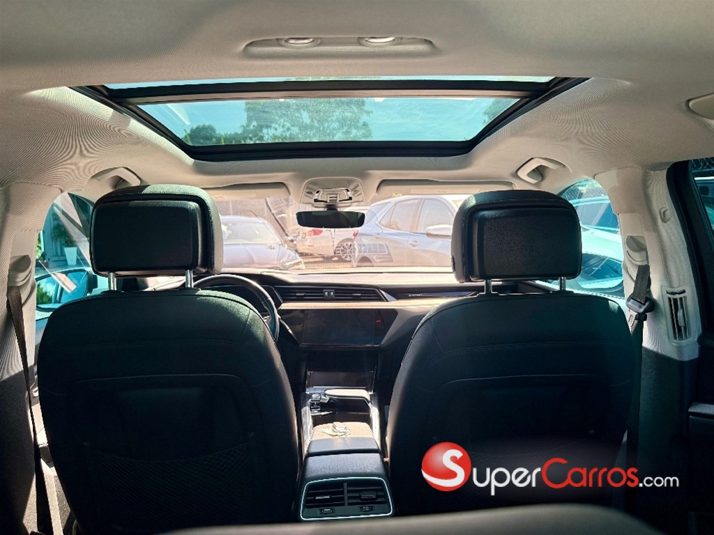 2019 Audi E-Tron Quattro Premium Plus — foto 9 / 12