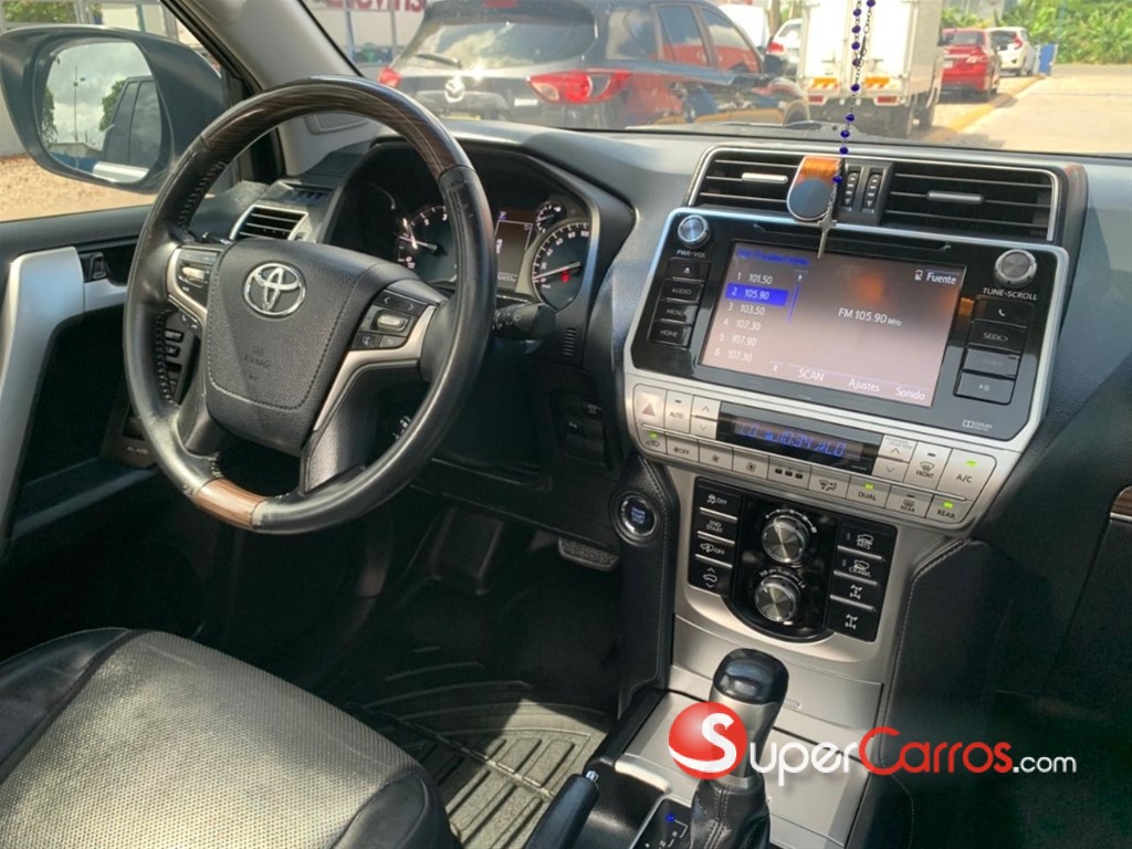 2019 Toyota Land Cruiser Prado VXL — foto 8 / 12