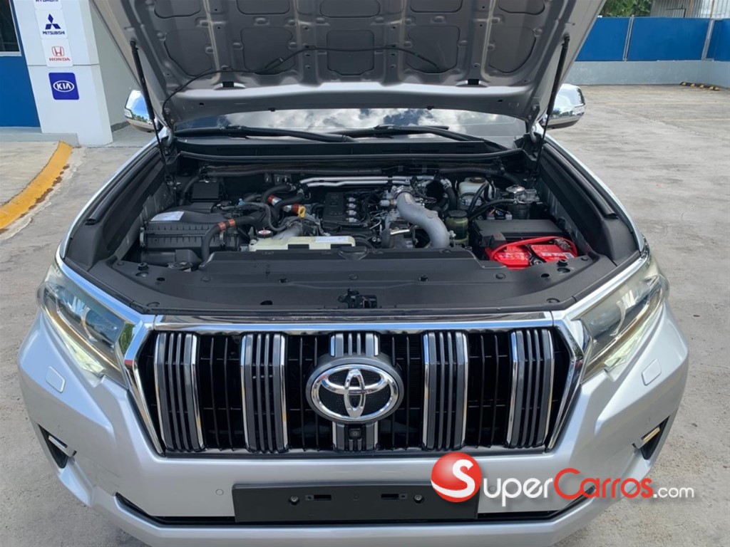 2019 Toyota Land Cruiser Prado VXL — foto 9 / 12