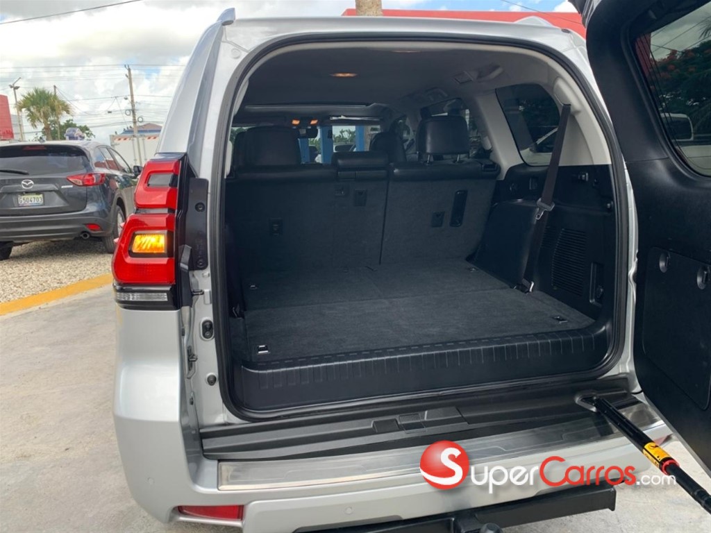 2019 Toyota Land Cruiser Prado VXL — foto 10 / 12