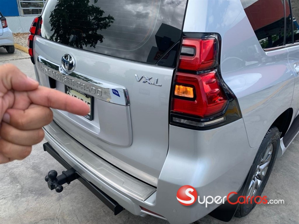 2019 Toyota Land Cruiser Prado VXL — foto 11 / 12