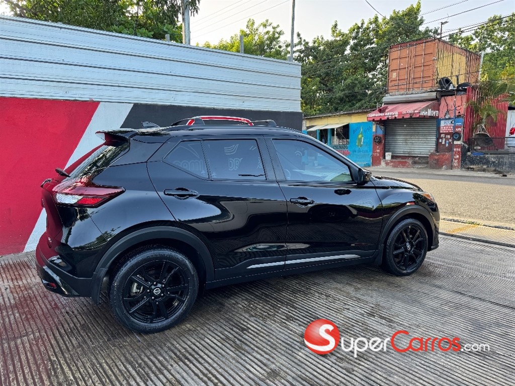 2021 Nissan Kicks SR — foto 5 / 12