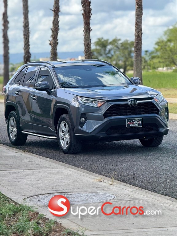 2019 Toyota RAV4 XLE — foto 9 / 9