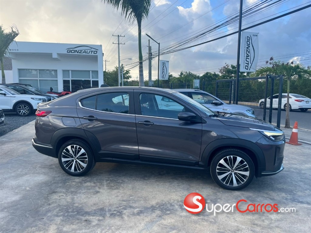 2024 Fiat Fastback Audace — foto 6 / 10