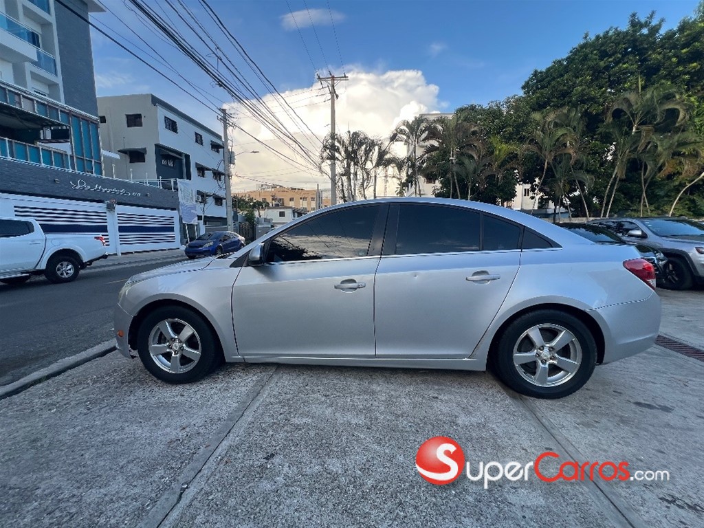 2014 Chevrolet Cruze LT — foto 5 / 11