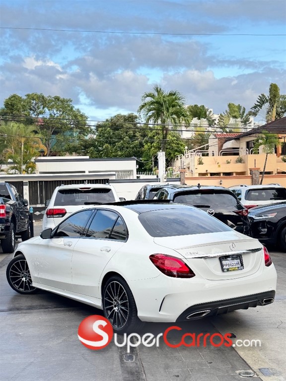 2020 Mercedes-Benz Clase C 300 AMG — foto 4 / 12