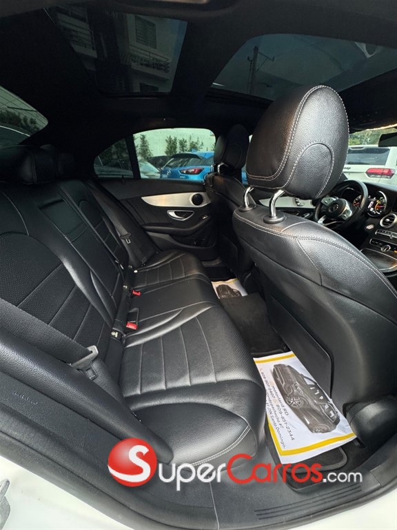 2020 Mercedes-Benz Clase C 300 AMG — foto 8 / 12