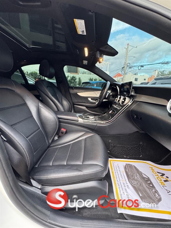 2020 Mercedes-Benz Clase C 300 AMG — foto 9 / 12