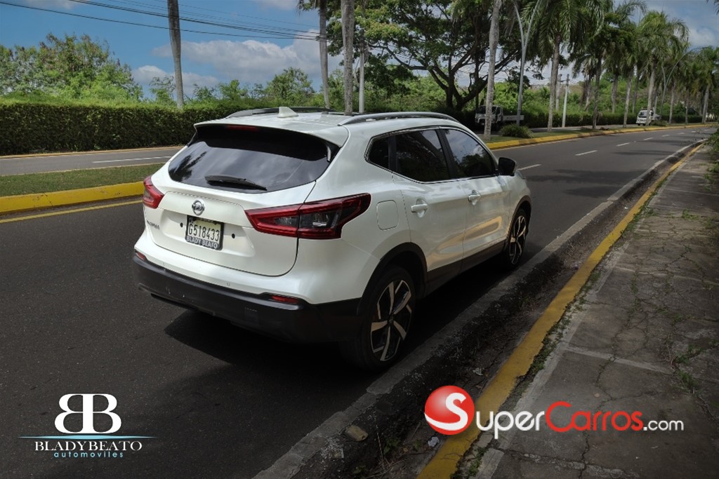 2020 Nissan Qashqai Exclusive — foto 7 / 11
