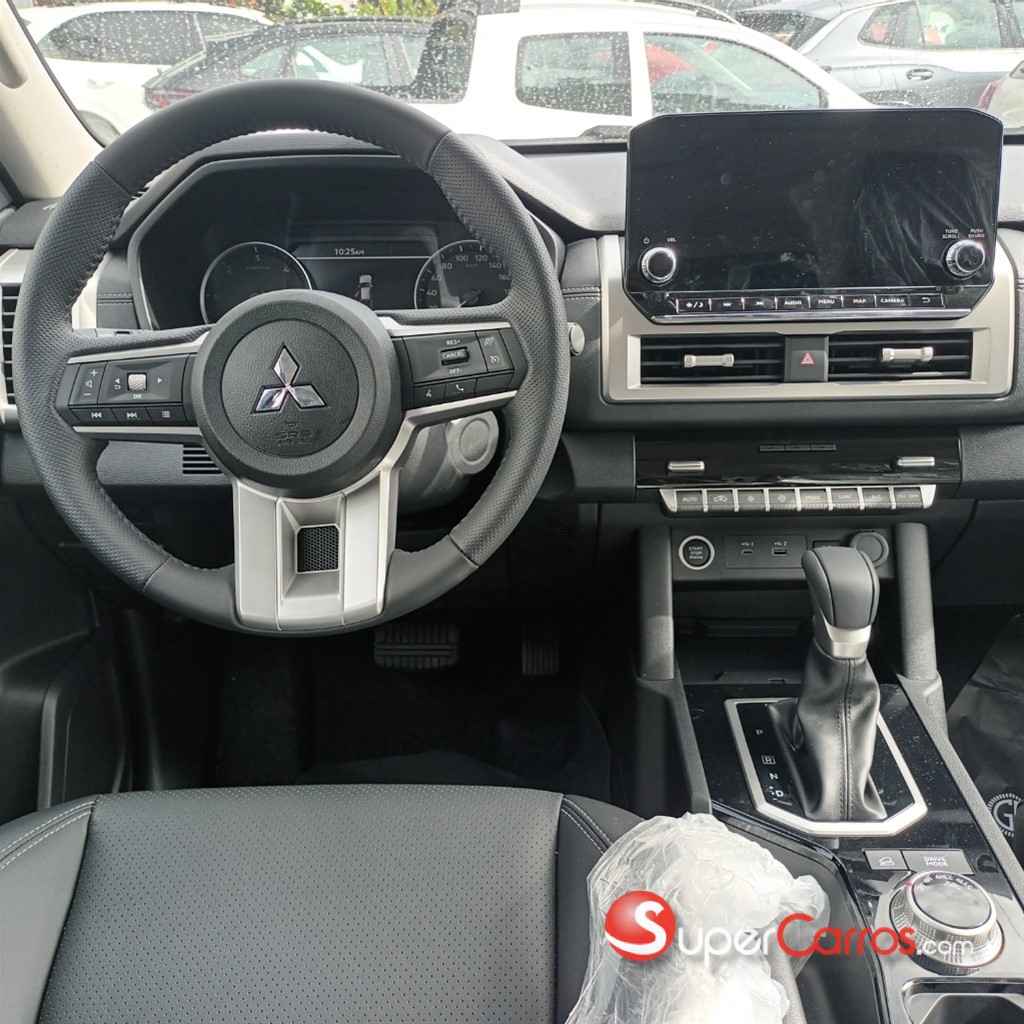 2025 Mitsubishi Motors L 200 Sportero — foto 9 / 10