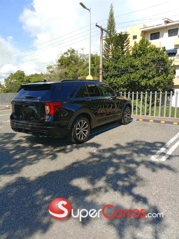 2020 Ford Explorer ST — foto 10 / 11