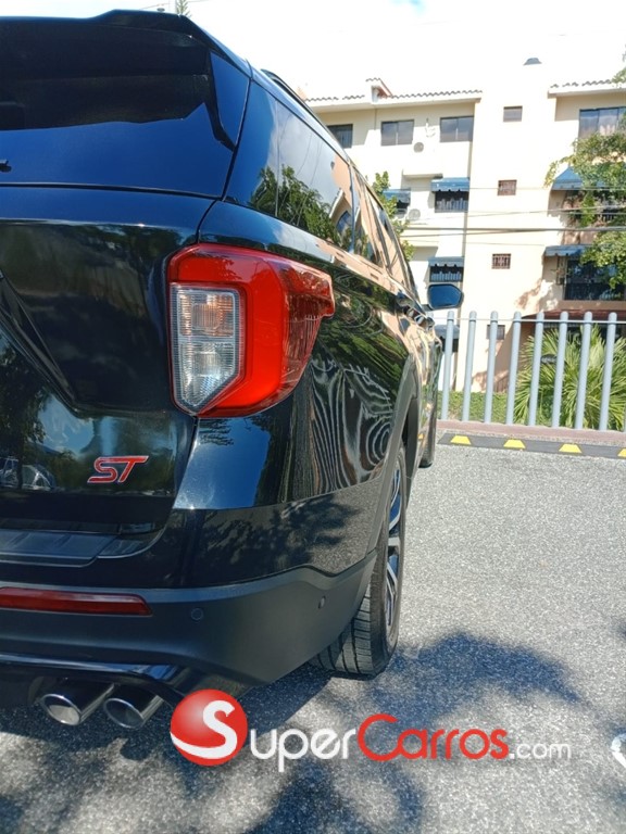 2020 Ford Explorer ST — foto 11 / 11
