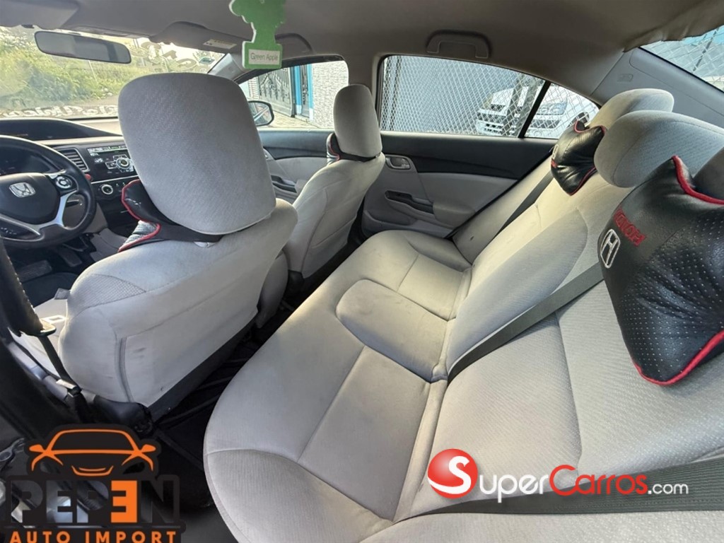 2013 Honda Civic LX — foto 4 / 10