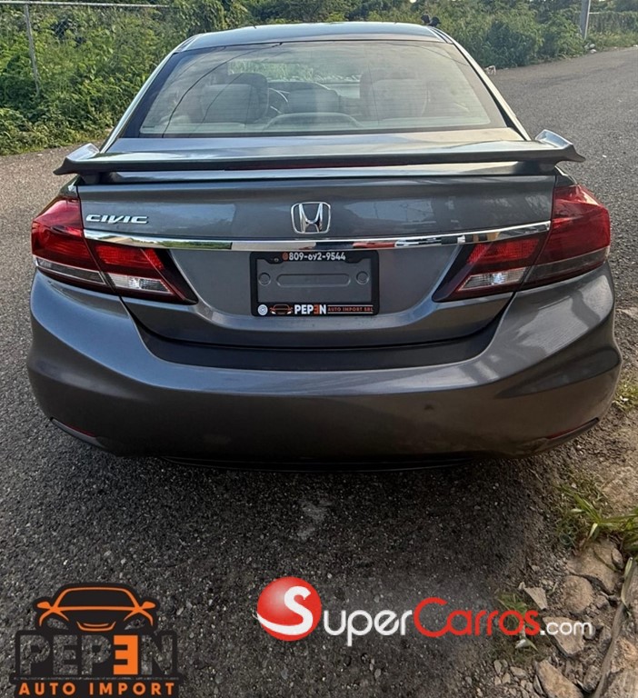 2013 Honda Civic LX — foto 9 / 10