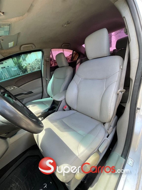 2012 Honda Civic LX — foto 5 / 7