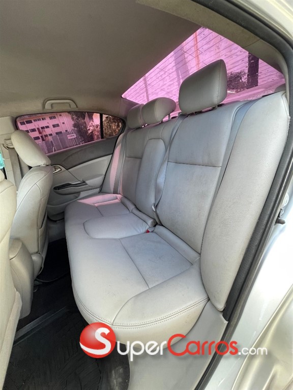 2012 Honda Civic LX — foto 6 / 7