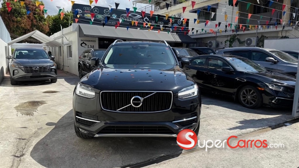 2019 Volvo XC90 Momentum T6 — foto 2 / 11