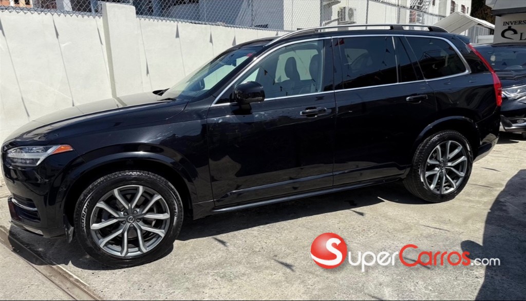 2019 Volvo XC90 Momentum T6 — foto 4 / 11