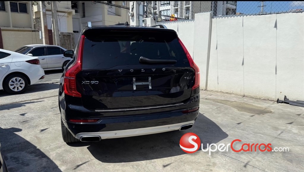 2019 Volvo XC90 Momentum T6 — foto 5 / 11