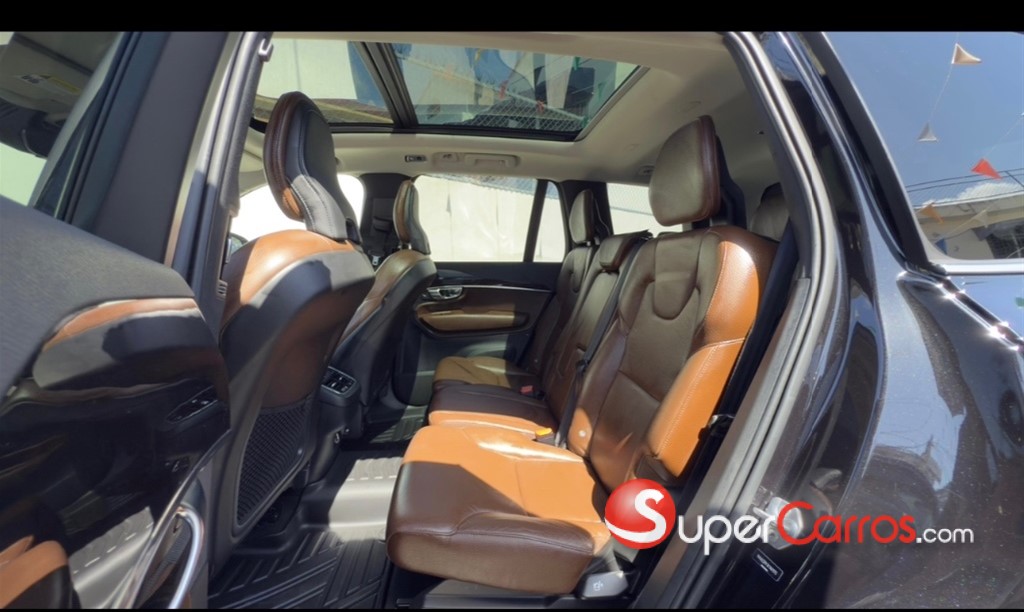2019 Volvo XC90 Momentum T6 — foto 10 / 11