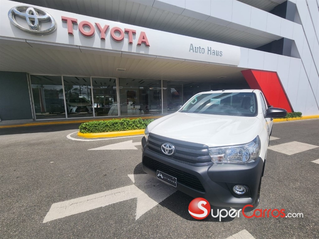 2025 Toyota Hilux — foto 2 / 10