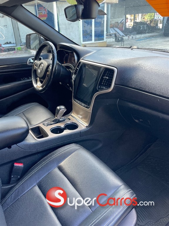 2017 Jeep Grand Cherokee — foto 8 / 11