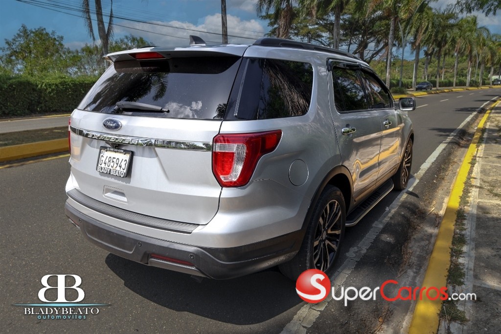 2018 Ford Explorer — foto 7 / 12