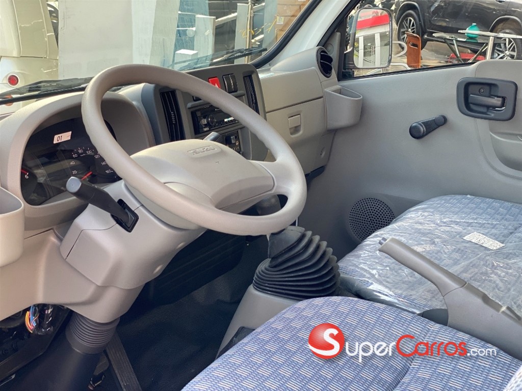 2026 Isuzu Traviz 10 Pies — foto 3 / 6