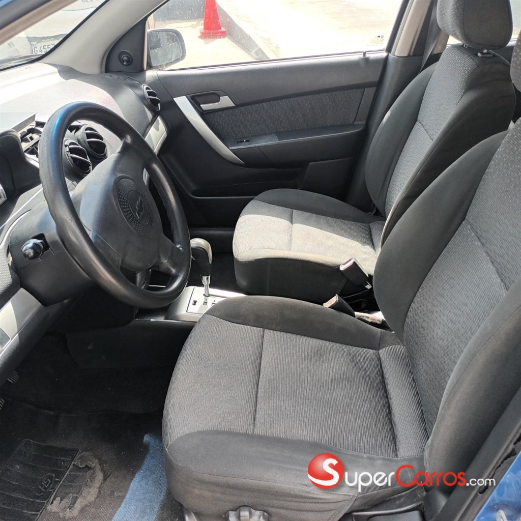2010 Chevrolet Aveo LT — foto 9 / 12