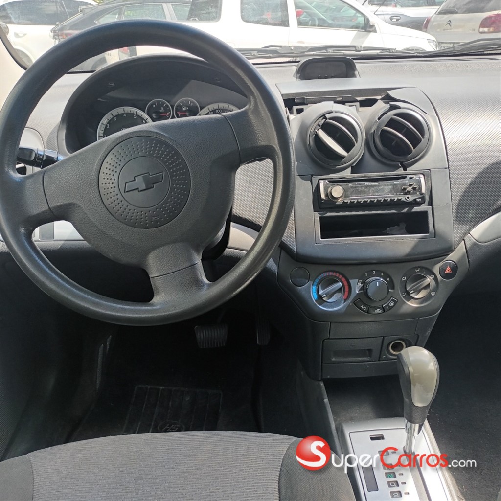 2010 Chevrolet Aveo LT — foto 10 / 12