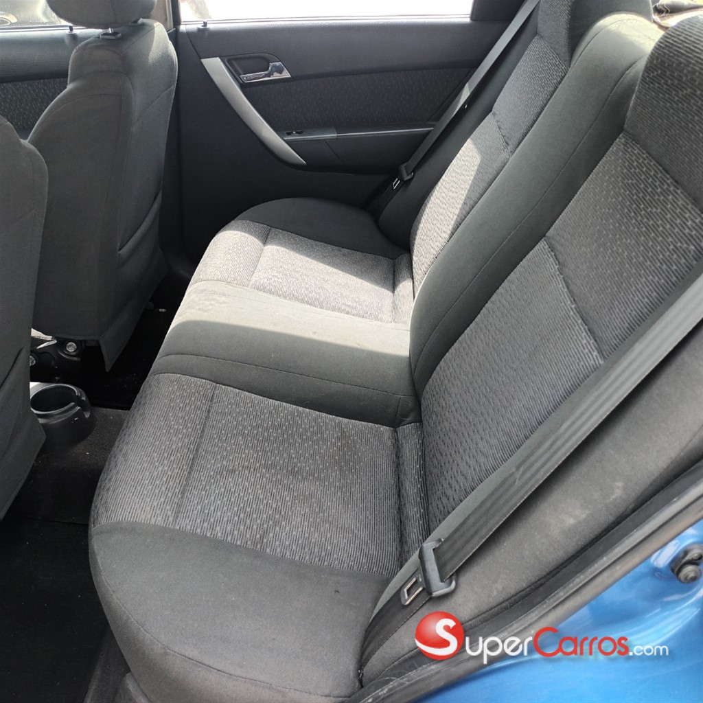 2010 Chevrolet Aveo LT — foto 11 / 12