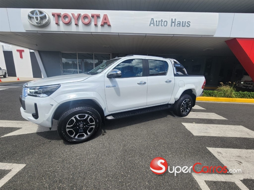 2025 Toyota Hilux WIDE TREAD — foto 6 / 11