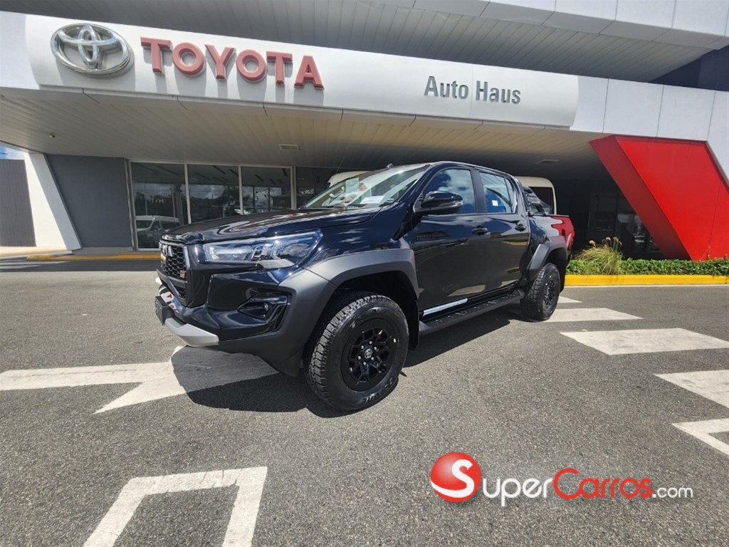 2026 Toyota Hilux GR Sport — foto 3 / 10