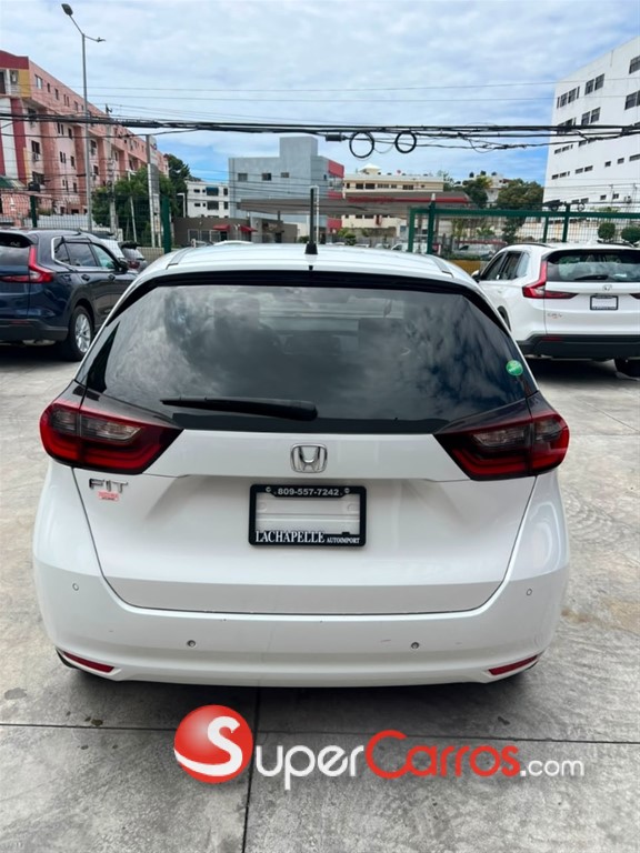 2020 Honda Fit — foto 8 / 12