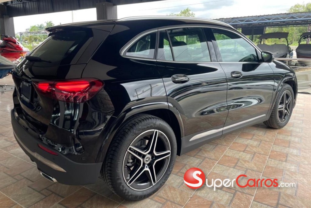 2025 Mercedes-Benz Clase GLA 200 — foto 2 / 2