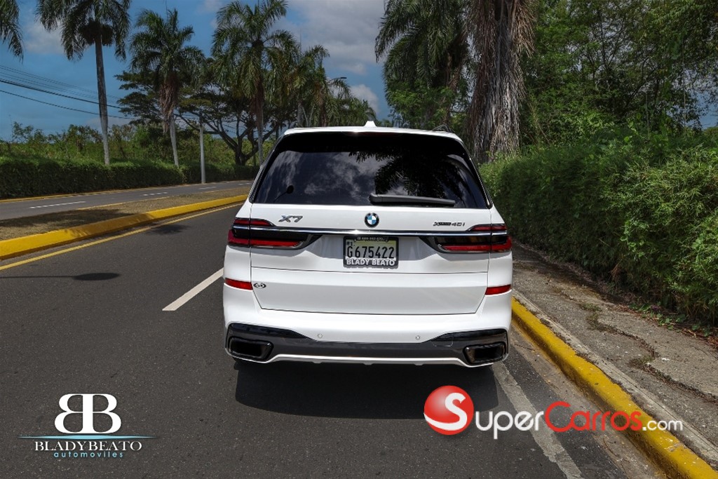 2023 BMW X 7 XDRIVE 40i — foto 10 / 12
