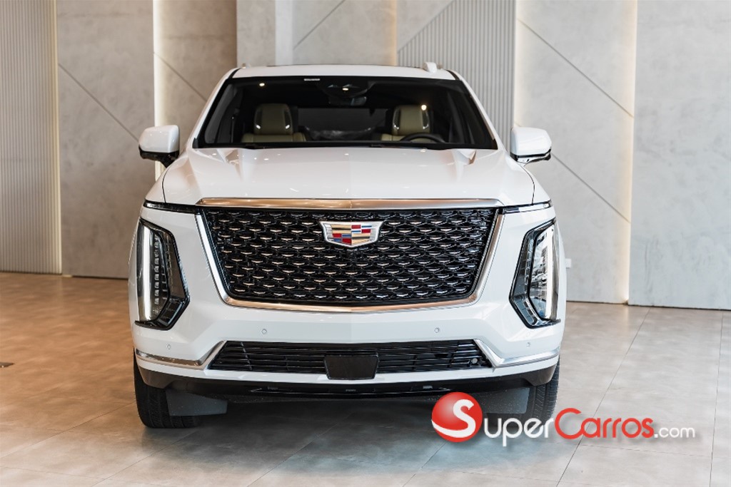 2026 Cadillac Escalade Premium Luxury — foto 2 / 11