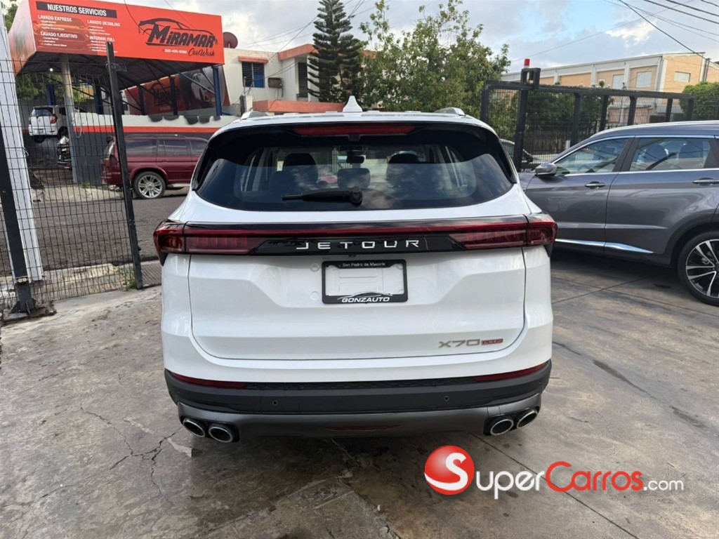 2026 Jetour X70 PLUS — foto 4 / 9