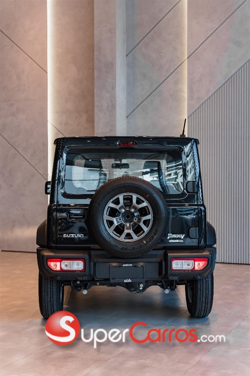 2027 Suzuki Jimny GLX — foto 6 / 12