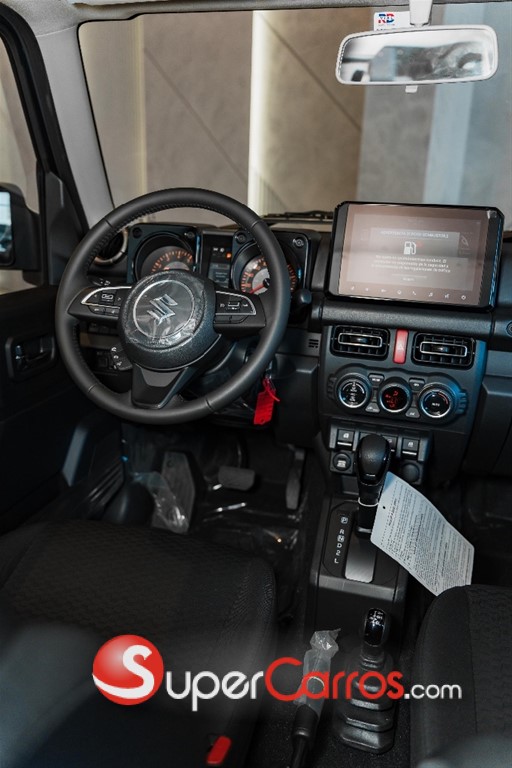 2027 Suzuki Jimny GLX — foto 11 / 12
