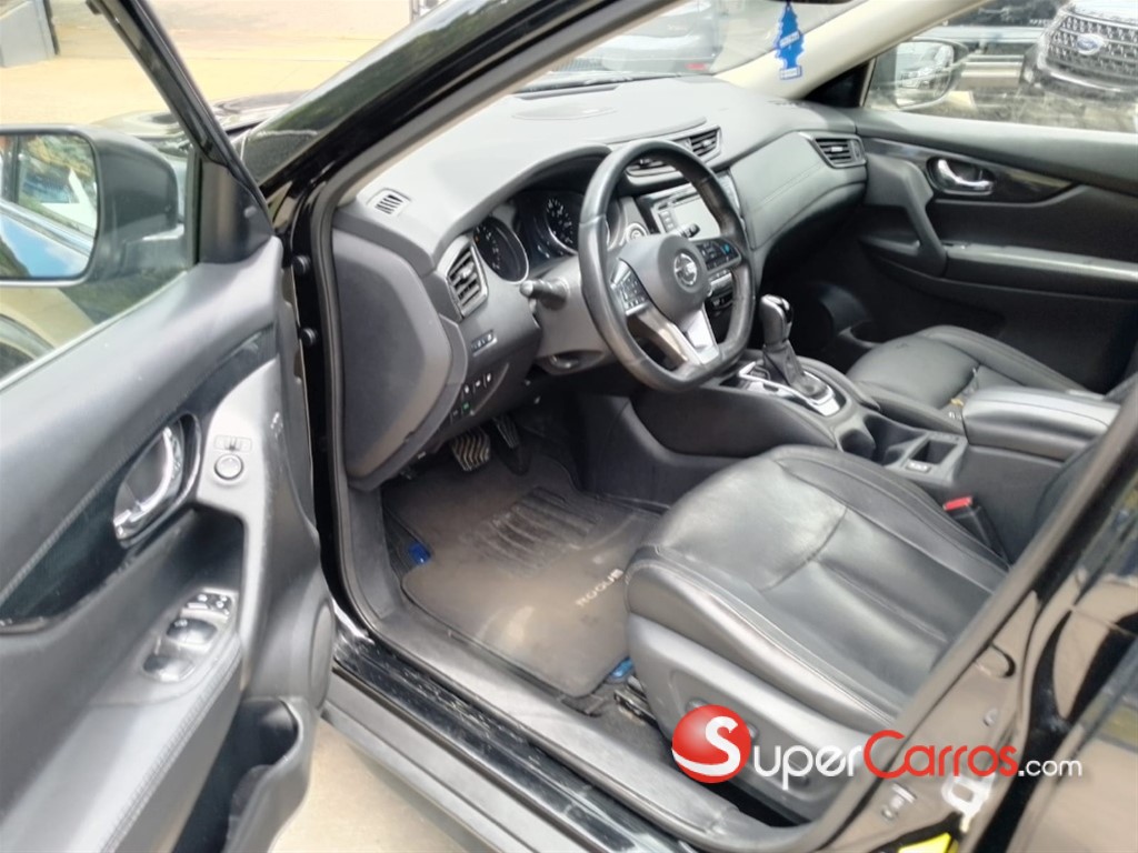 2019 Nissan Rogue SV FULL — foto 6 / 12