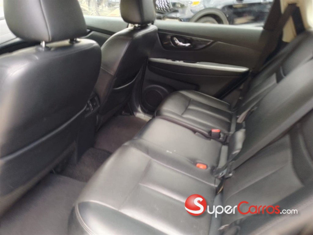 2019 Nissan Rogue SV FULL — foto 7 / 12