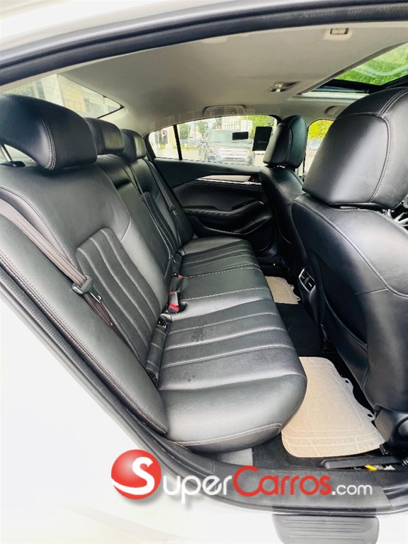 2020 Mazda 6 Touring — foto 9 / 12