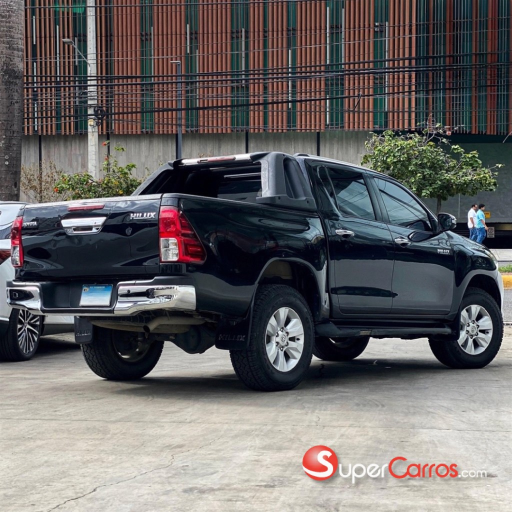 2016 Toyota Hilux — foto 9 / 10