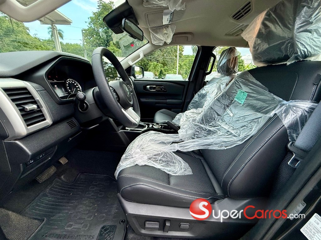 2025 Mitsubishi Motors L 200 — foto 10 / 11