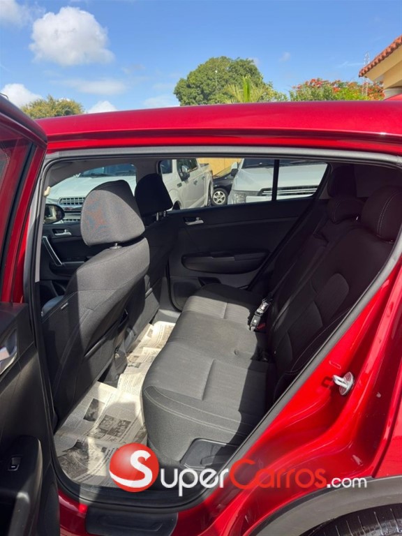 2020 Kia Sportage LX — foto 11 / 12