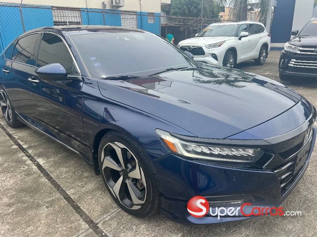 2018 Honda Accord Touring 2.0T — foto 3 / 8